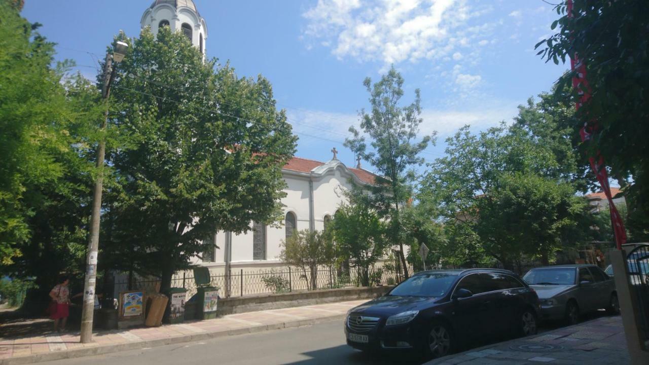 Treti Mart North Daire Primorsko Dış mekan fotoğraf